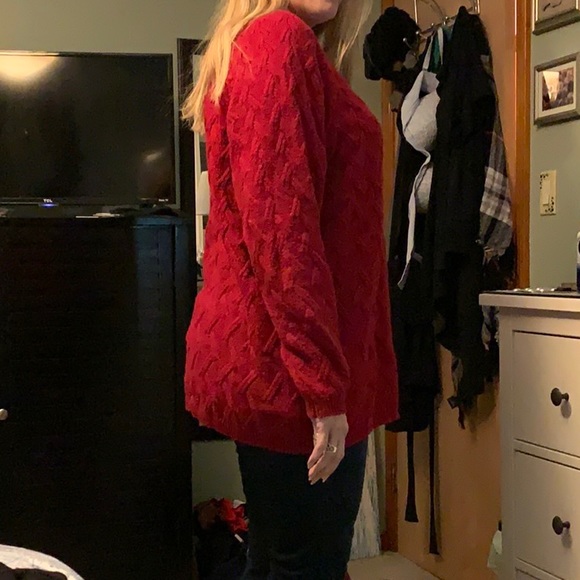 Cranberry red knit sweater - Picture 4 of 4